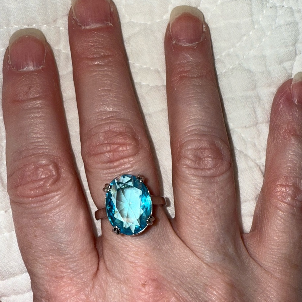 Blue stone ring